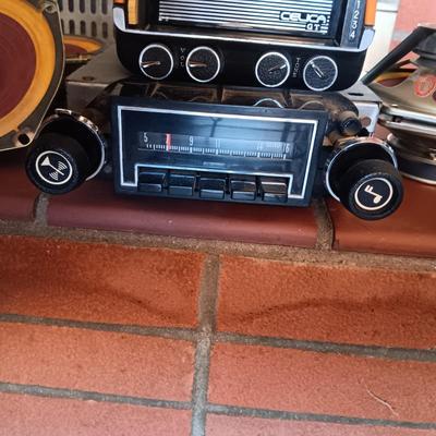 OLD SCHOOL AUTO 8-TRACK PLAYER, AM RADIO AND 2 SETS OF SPEAKERS