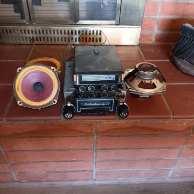 OLD SCHOOL AUTO 8-TRACK PLAYER, AM RADIO AND 2 SETS OF SPEAKERS