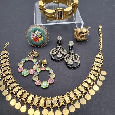 Vintage Fashion Jewelry