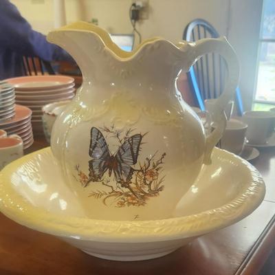 Vintage Water Bowl, Pitcher & Chamber Pot - Butterfly Design