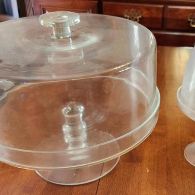 Set Of Glass Cake And Cupcake Plate With Lids