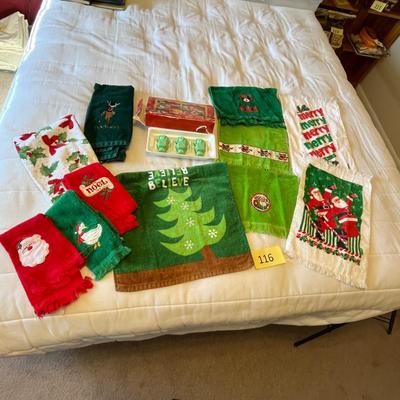 Christmas towels