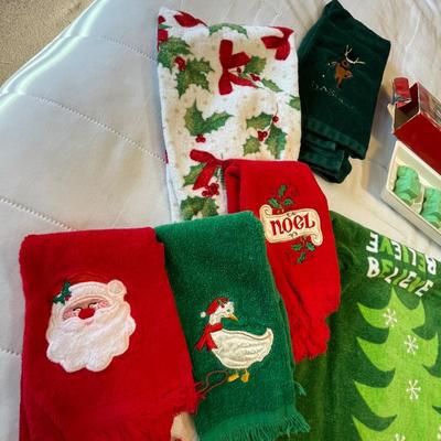 Christmas towels