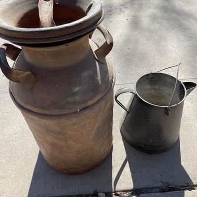 Milk jug and pot