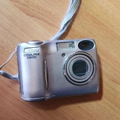 Camera Silver Nikon Lite Touch Zoom With Case