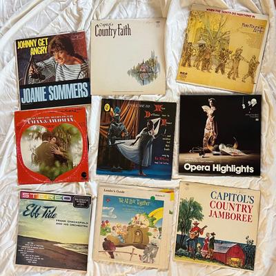 Lot of albums, country, gospel, Americana