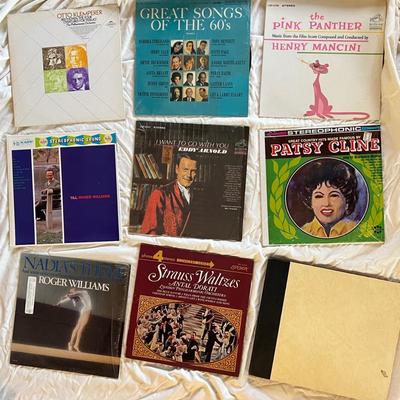 Lot of 27 albums