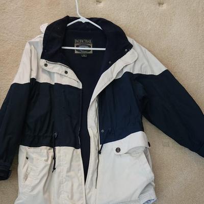 Tan And Navy Pacific Trail Jacket Size Small