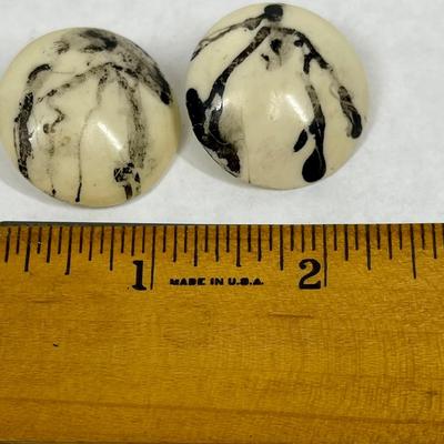 Black & white Marble Swirl Pattern Plastic Button Earrings Clip-on