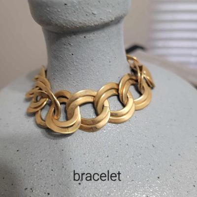 Costume Jewelry - Bracelet