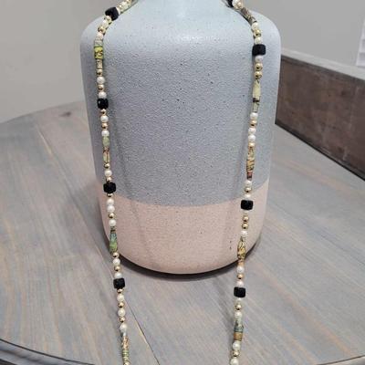 Costume Jewelry - Necklace