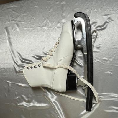 Ice skates