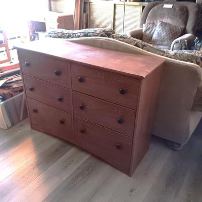 6 DRAWER DRESSER