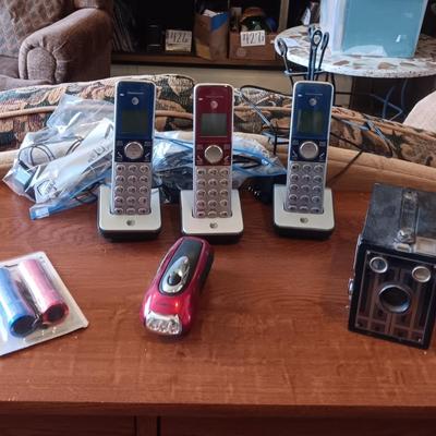 3 CORDLESS PHONES, MEGABRITE & LED FLASHLIGHTS, BROWNIE JUNIOR CAMERA