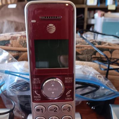 3 CORDLESS PHONES, MEGABRITE & LED FLASHLIGHTS, BROWNIE JUNIOR CAMERA