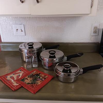 SIGNATURE PRESTIGE SAUCEPANS W/LIDS