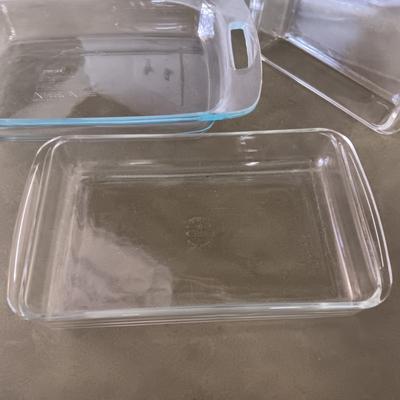 3 SIZES OF PYREX BAKING DISHES