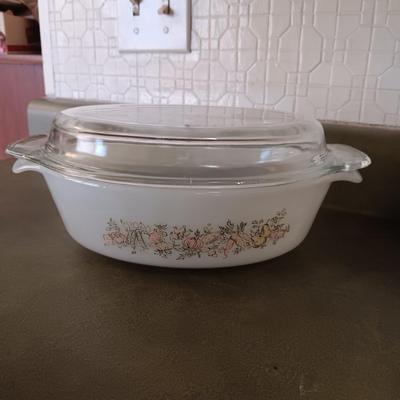 11 X 17 BAKING DISH, PYREX BOWL AND CASSEROLE DISH