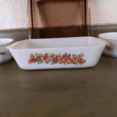 4 GLASS BAKING DISHES