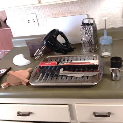 HAND MIXER, PERFECT SLICER, JAR & CAN OPENERS, MORE