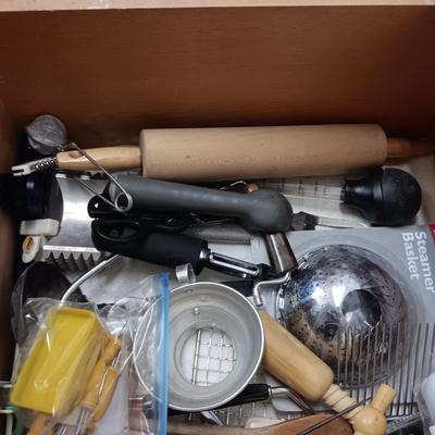 KITCHEN UTENSILS