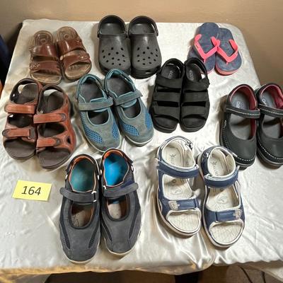 Lot of ladies sandles