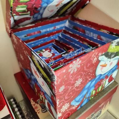 8 box Lot of Lindy Bowman Holiday Christmas Gift Boxes many nesting ones 663