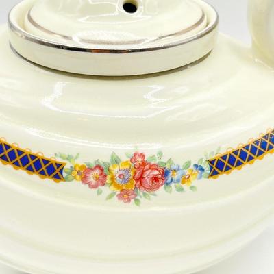 HALLâ€™S ~ Porcelain Aladdin Teapot With Infuser & Lid