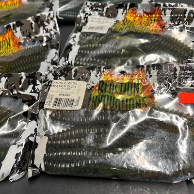LOT 108B: Artificial Plastic Fishing Baits - Reaction Innovations Rubber Worms