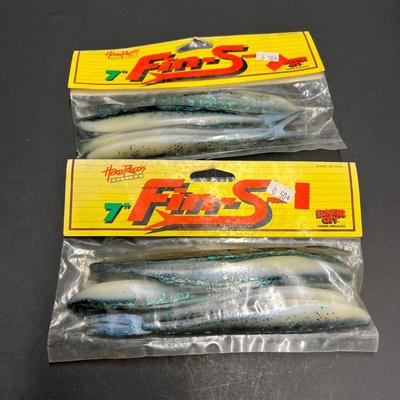 LOT 111B: Artificial Plastic Fishing Baits - Yamamoto, Fin-S, Lake Fork Magic Shad