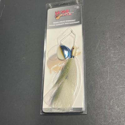 LOT 127B: Assorted New in Package Fishing Lures - Rapala and More