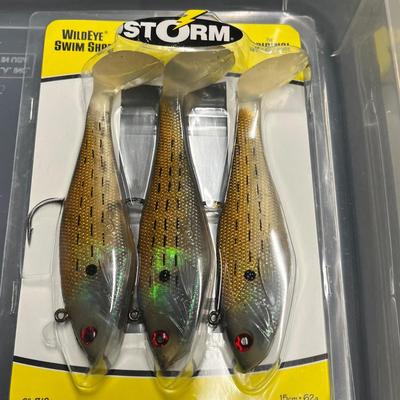 LOT 130B: Large Size Artificial Bait Fishing Lures