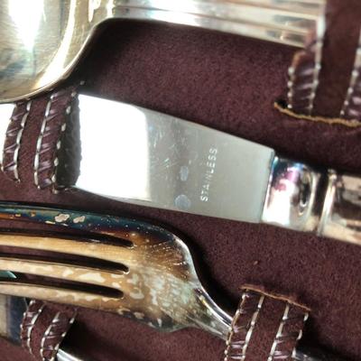 LOT 209U: Vintage Rogers Deluxe Plate Gracious Flatware Set in Protective Cases w/ Silver Plated Tray