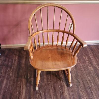 Solid Oak Wood Windsor Style Rocker Rocking Chair