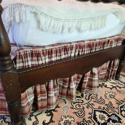 Vintage Solid Wood Twin Bed Foot & Headboard Frame