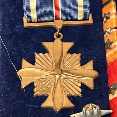 U.S. WWII DISTINGUISHED FLYING CROSS â€“ CASED - All seen in photos.