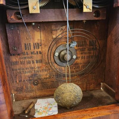 Vintage Steeple Mantel Clock Working