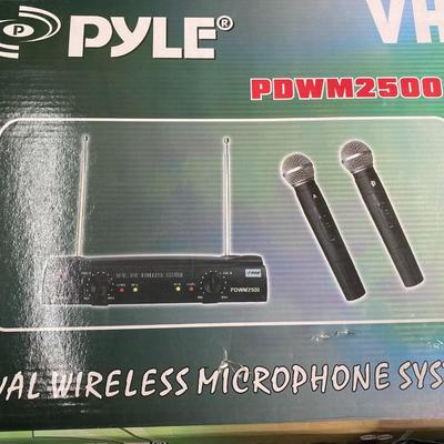 PYLE VHF PDW2500 Microphones System