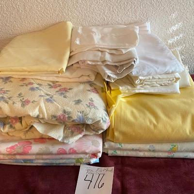 Twin Flat Sheets and Pillow Cases