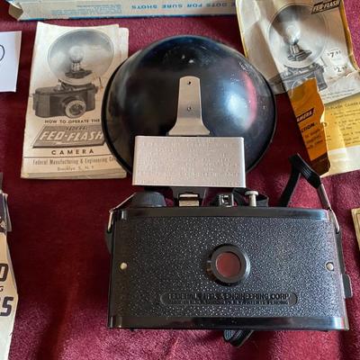 Vintage Fed-Flash Camera