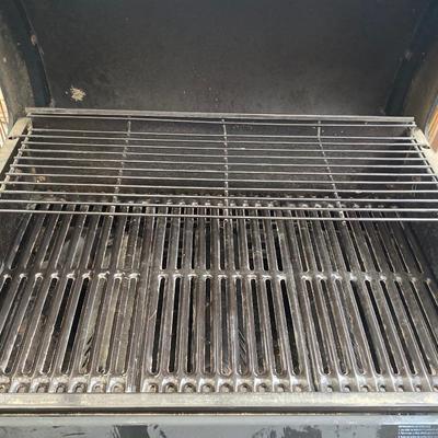 NICE UNIFLAME BBQ GRILL W/TANK