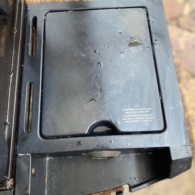 NICE UNIFLAME BBQ GRILL W/TANK