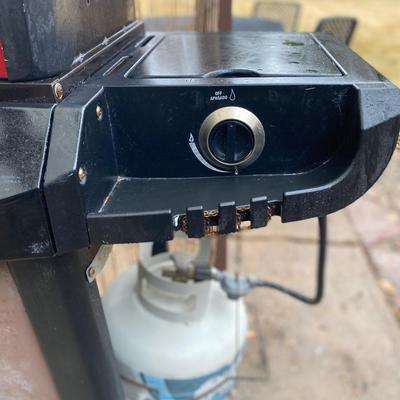 NICE UNIFLAME BBQ GRILL W/TANK