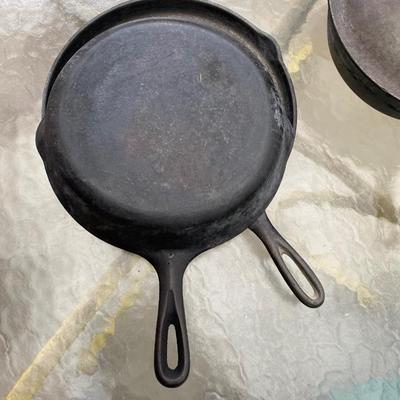CAST IRON COOKWARE