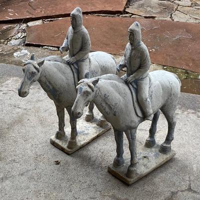 YARD OR GARDEN SOLDIERS