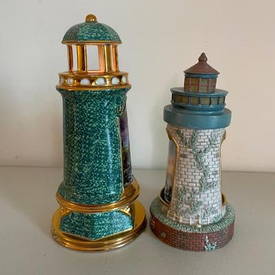 Lot of Two Lighthouses - Thomas Kinkade