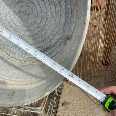 LARGE GALVANIZED WASH TUB AND WIRE MILK CRATE