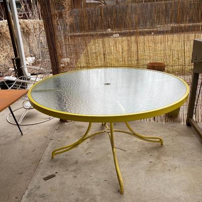 49â€ PATIO TABLE