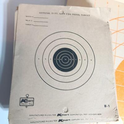 Variety of paper targets - Target shooting - Vista - American Target Co. S-1