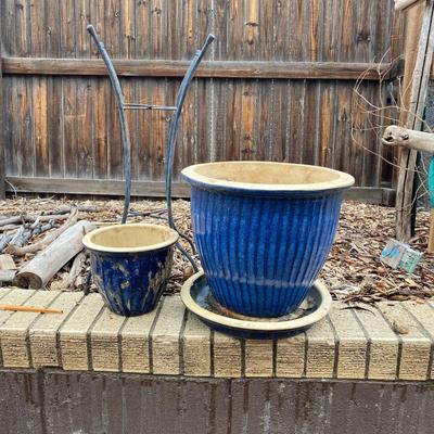 NEW CLAY POTS AND STAND